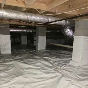 Encapsulated crawl space in Nashville home
